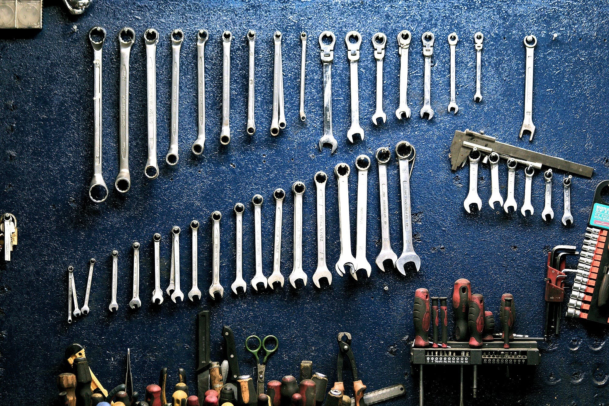 image of garage tools laid on the floor